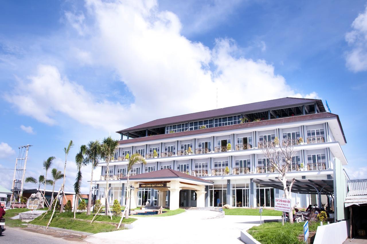 Ozon Hotel Nam Can Kültér fotó